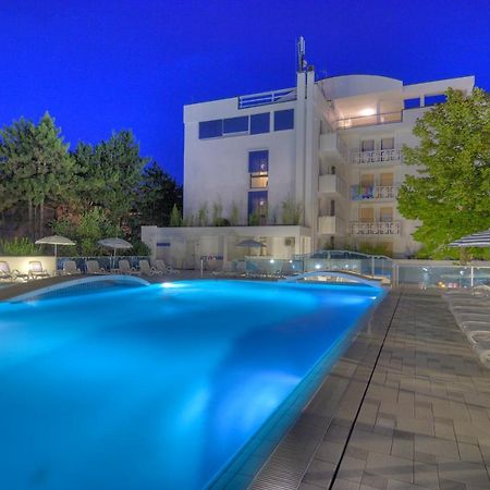 Hotel Firenze Bibione Exteriör bild
