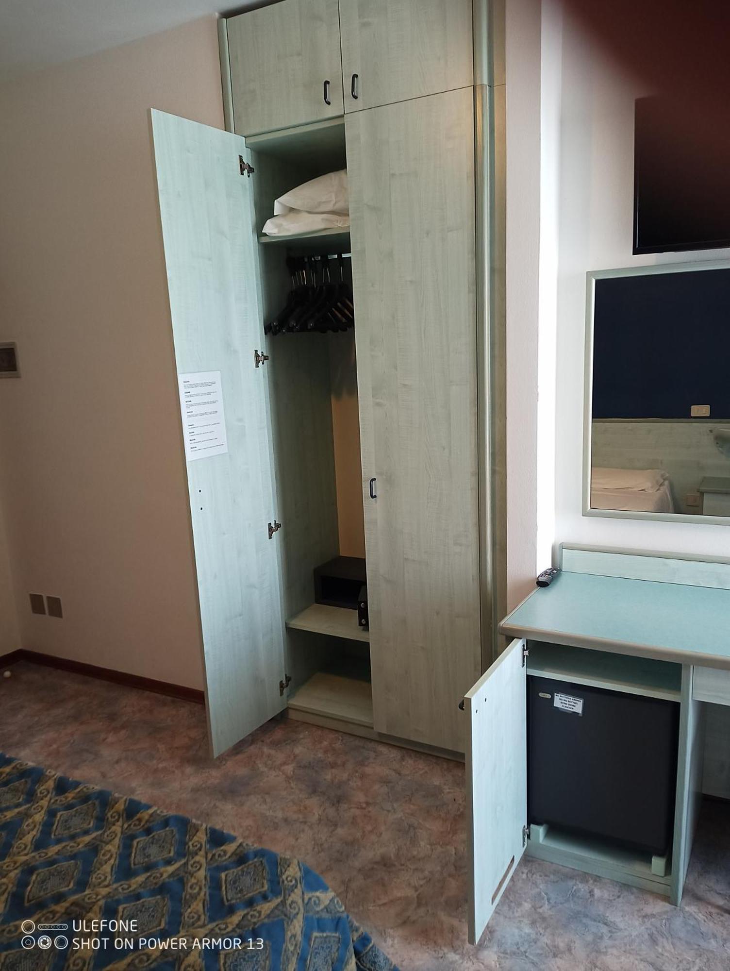 Hotel Firenze Bibione Exteriör bild