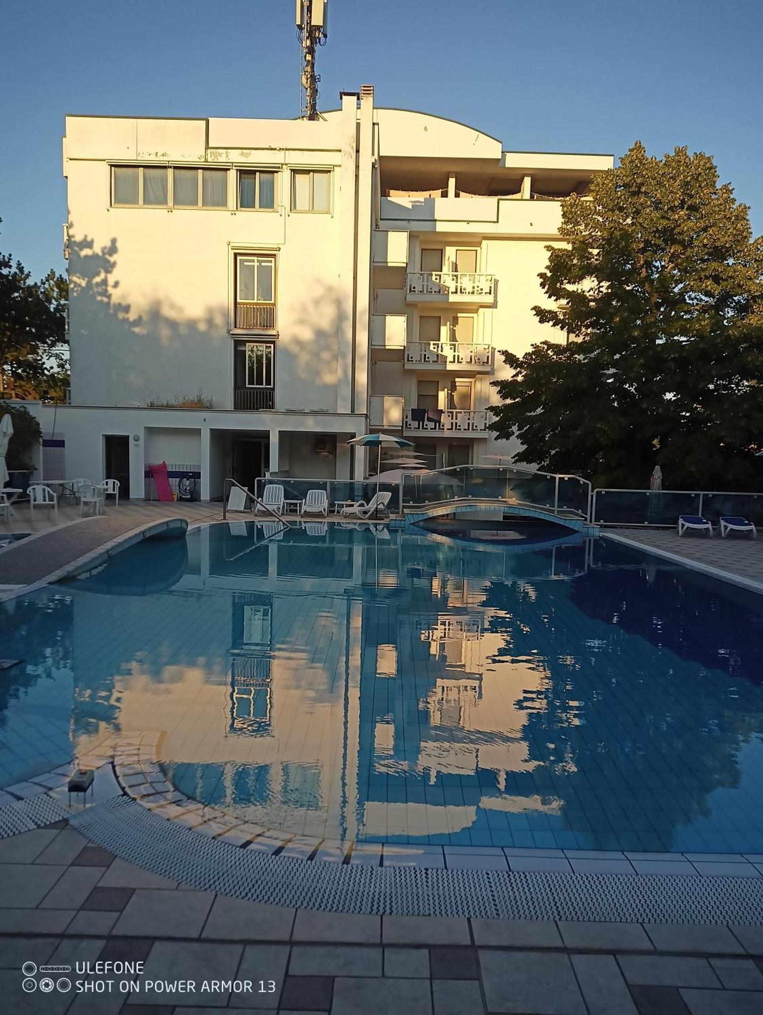 Hotel Firenze Bibione Exteriör bild