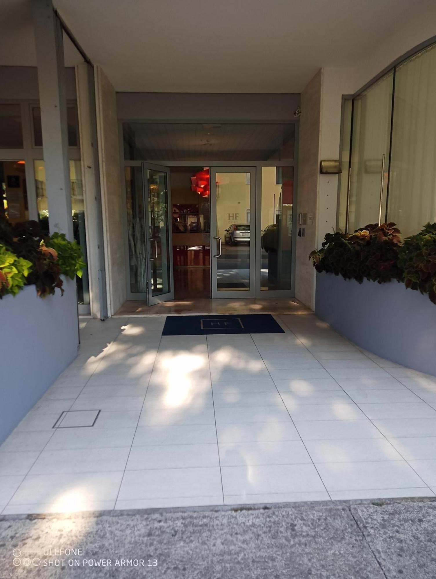 Hotel Firenze Bibione Exteriör bild