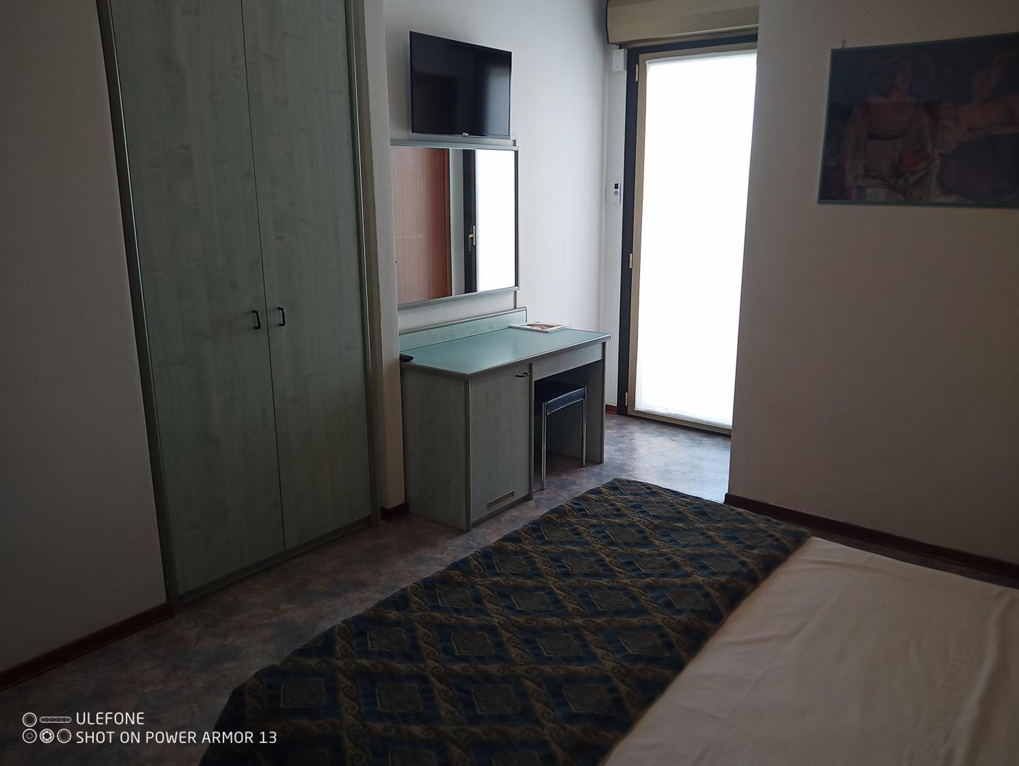 Hotel Firenze Bibione Exteriör bild