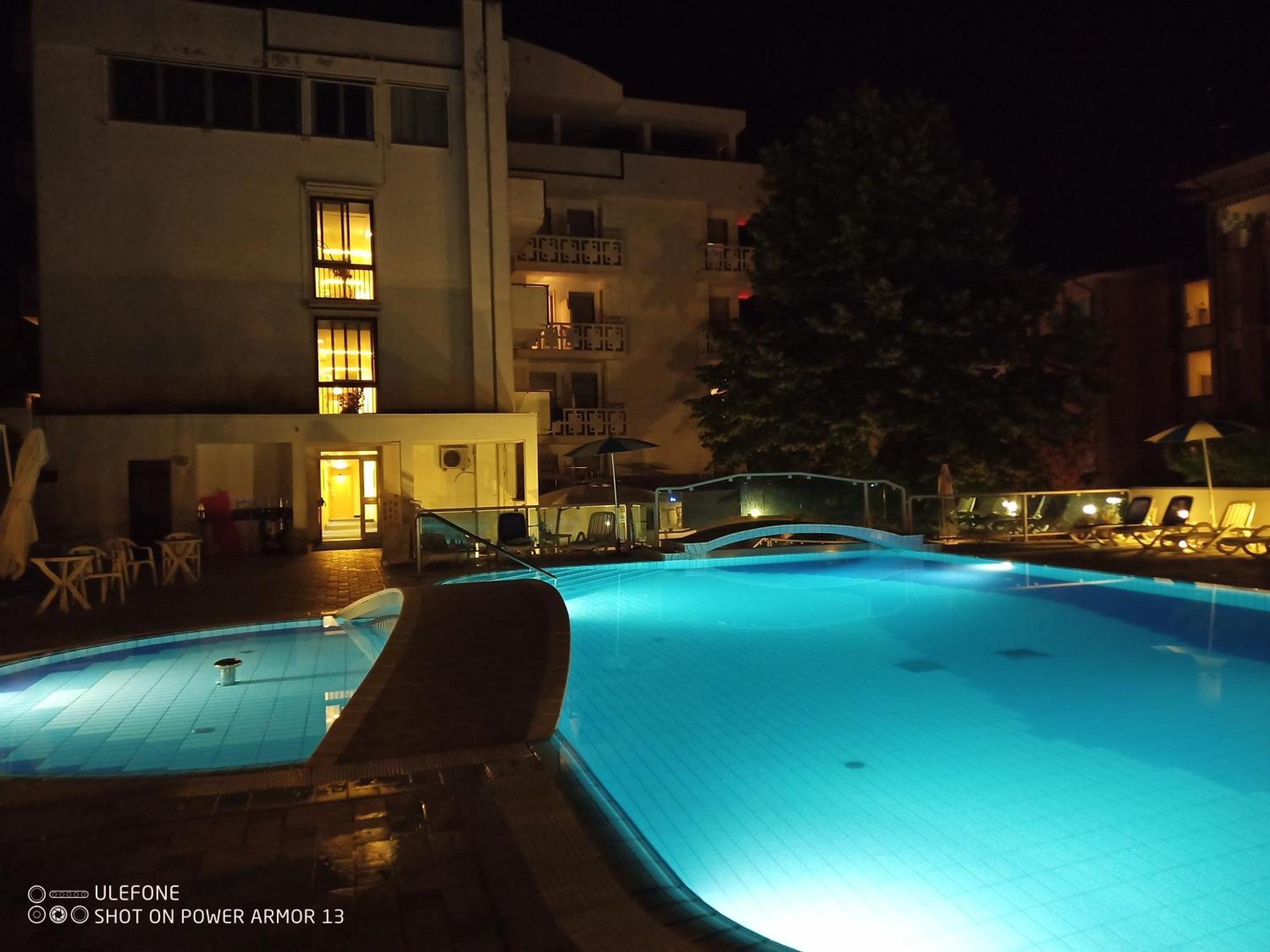 Hotel Firenze Bibione Exteriör bild