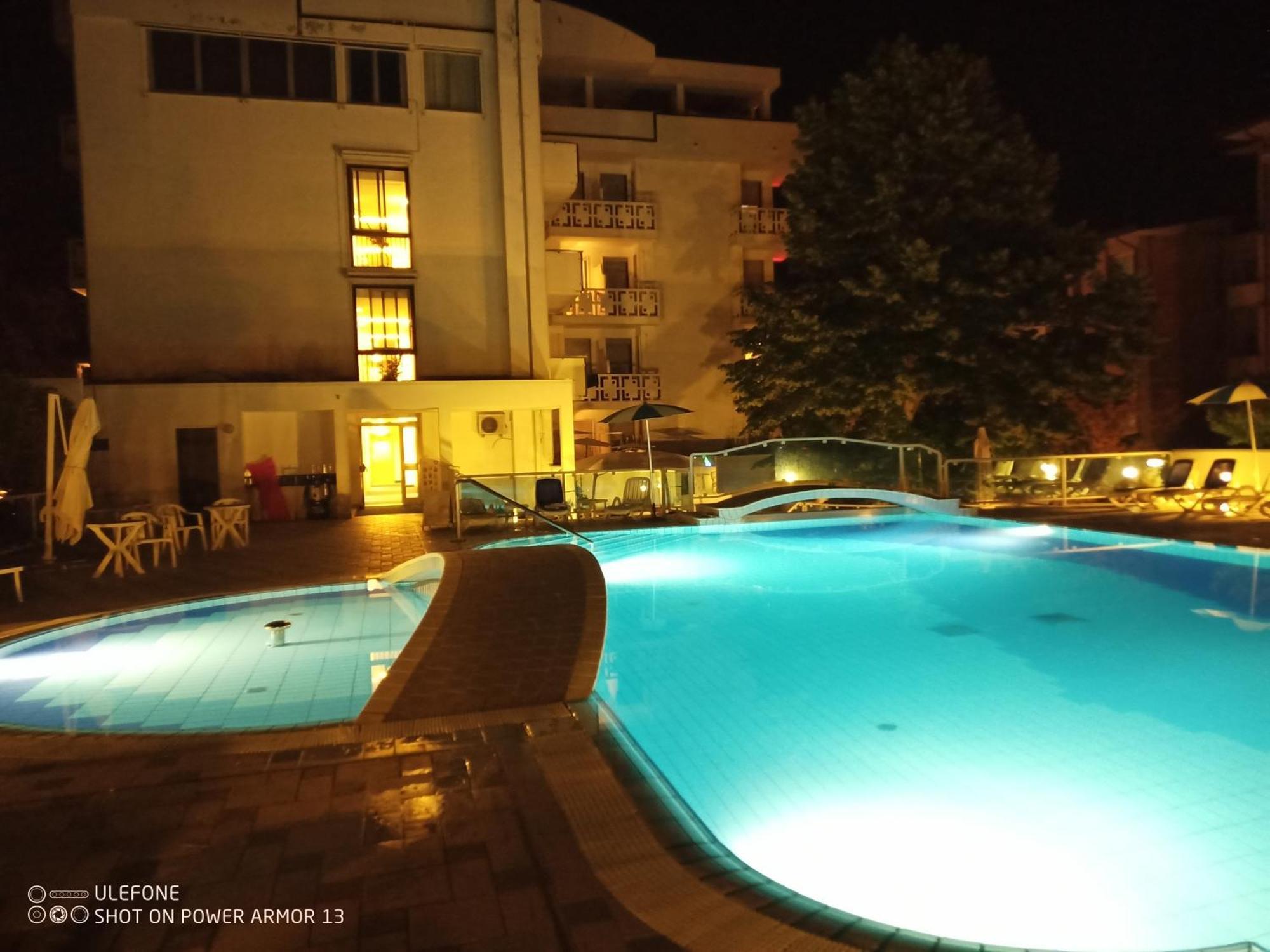Hotel Firenze Bibione Exteriör bild