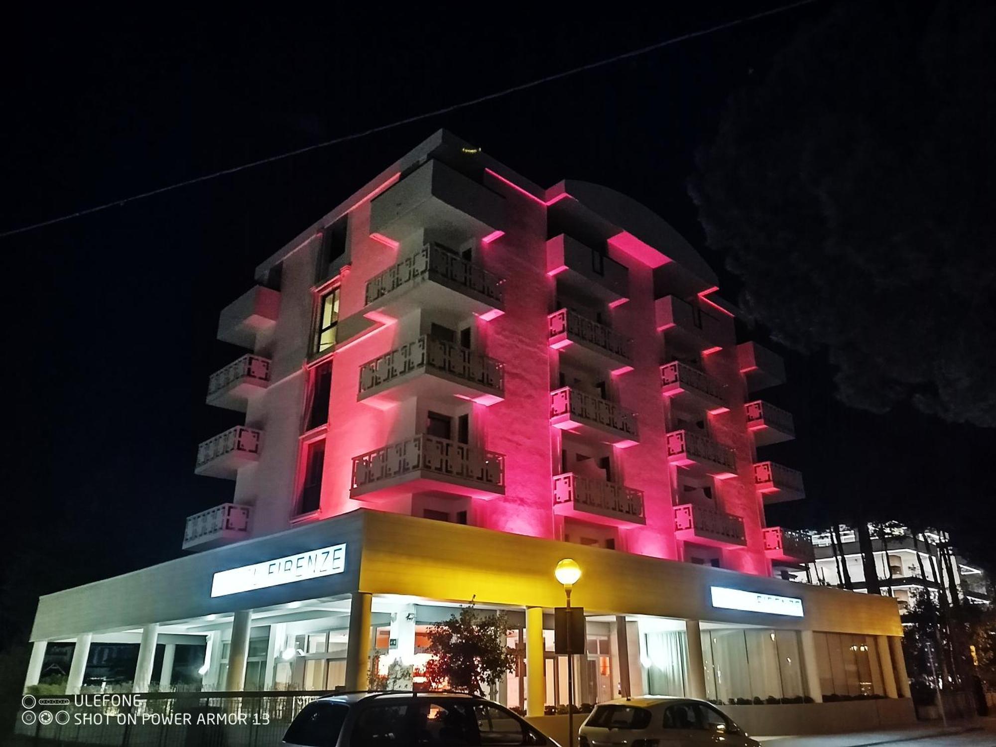 Hotel Firenze Bibione Exteriör bild