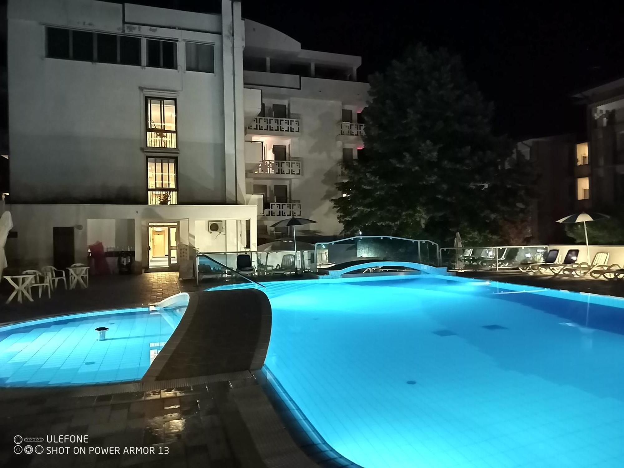 Hotel Firenze Bibione Exteriör bild