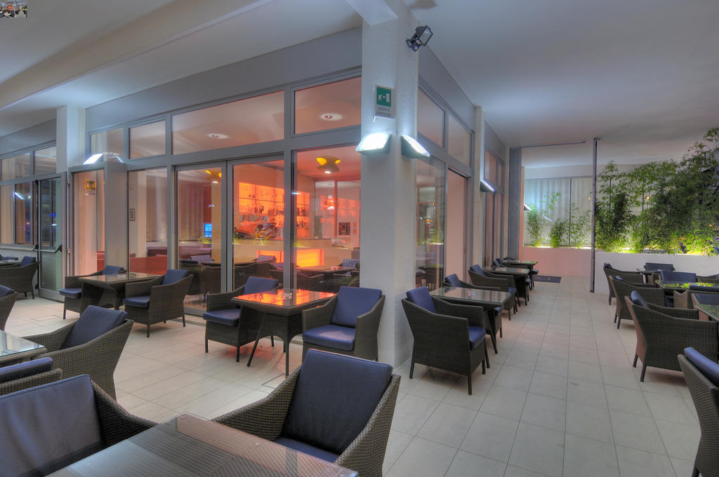 Hotel Firenze Bibione Exteriör bild